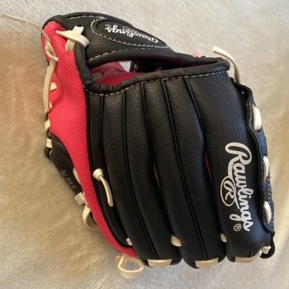 Children’s‎ Rawlings Players 9 In. T-Ball Glove (Pink) - Picture 2 of 9